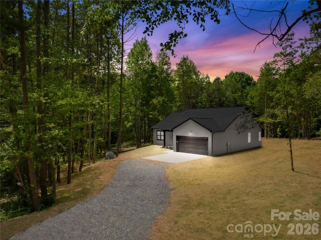 136 Coolbrook Road, Statesville, NC 28625