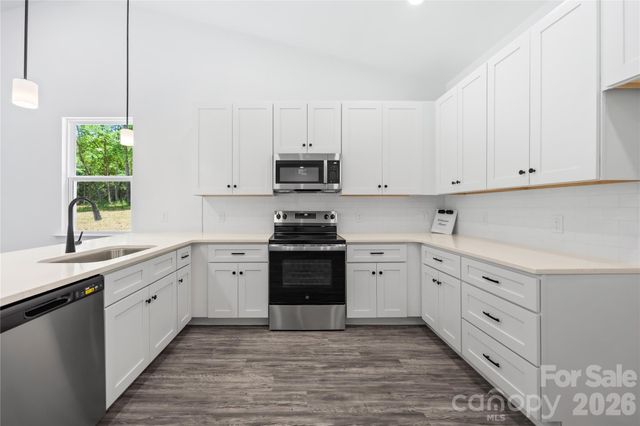 136 Coolbrook Road, Statesville, NC 28625