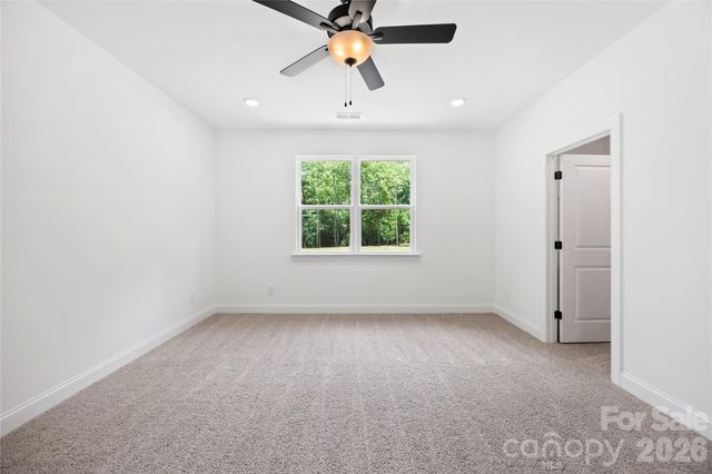 136 Coolbrook Road, Statesville, NC 28625