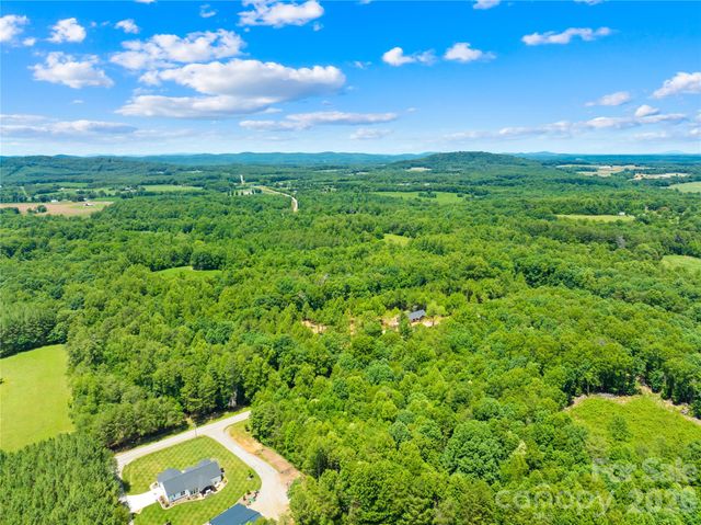 136 Coolbrook Road, Statesville, NC 28625