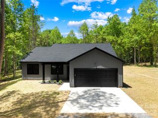 136 Coolbrook Road, Statesville, NC 28625