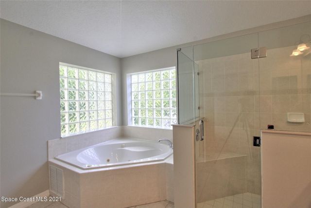 2906 Mondavi Drive, Rockledge, FL 32955