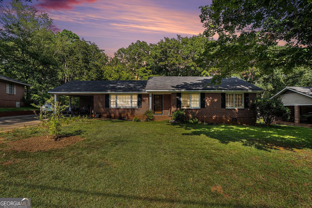 945 Finley Street, Griffin, GA 30224