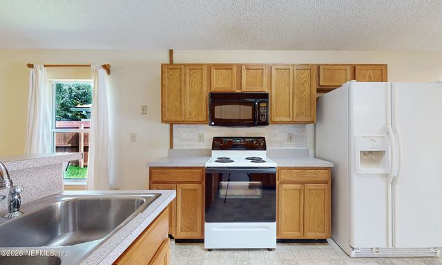 1790 DARTMOUTH Drive, Middleburg, FL 32068