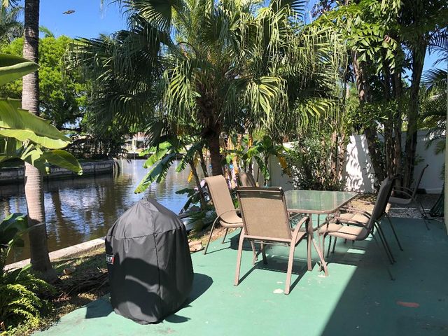 5811 NE 14th Road 4, Fort Lauderdale, FL 33334