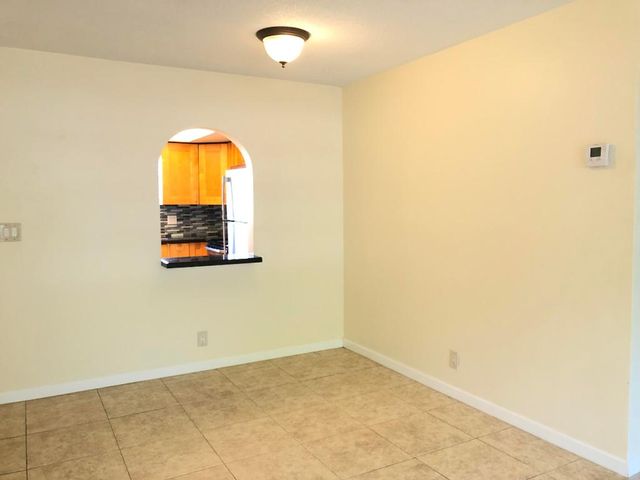 5811 NE 14th Road 4, Fort Lauderdale, FL 33334