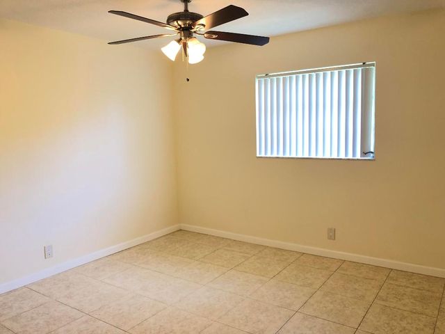 5811 NE 14th Road 4, Fort Lauderdale, FL 33334