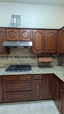 1405 Newbury Lane, Plano, TX 75025