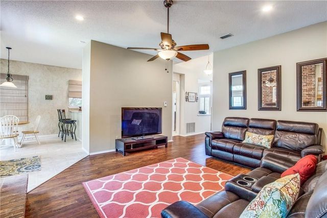 1405 Newbury Lane, Plano, TX 75025