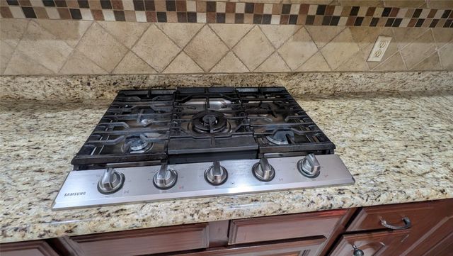 1405 Newbury Lane, Plano, TX 75025