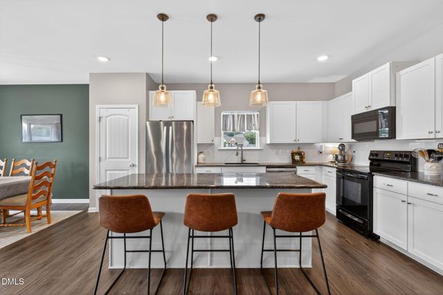 1300 London Meadow Way, Fuquay Varina, NC 27526