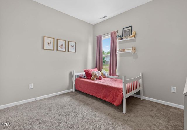 1300 London Meadow Way, Fuquay Varina, NC 27526