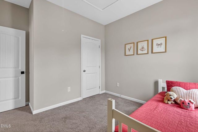 1300 London Meadow Way, Fuquay Varina, NC 27526
