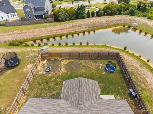1300 London Meadow Way, Fuquay Varina, NC 27526