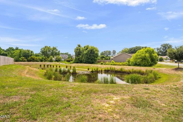 1300 London Meadow Way, Fuquay Varina, NC 27526
