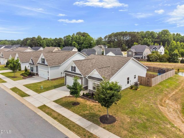 1300 London Meadow Way, Fuquay Varina, NC 27526