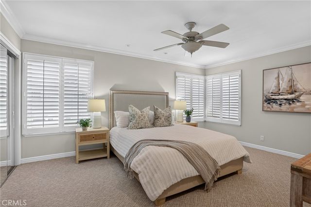 8592 Whitesails, Huntington Beach, CA 92646