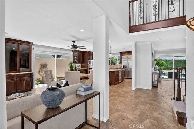 8592 Whitesails, Huntington Beach, CA 92646