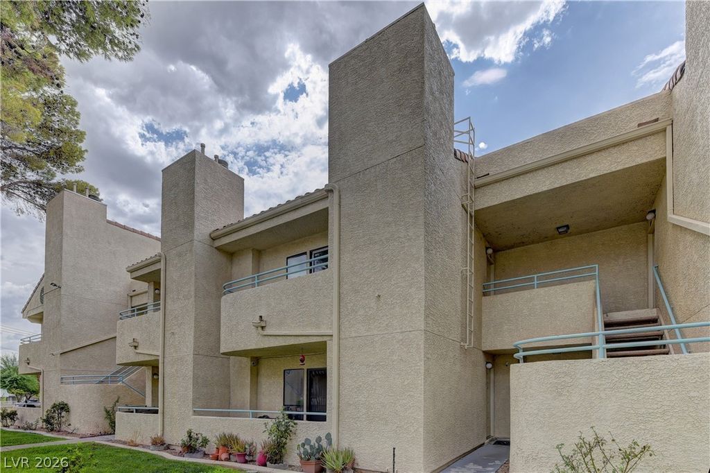 820 North Sloan Lane 203, Las Vegas, NV 89110 — exterior