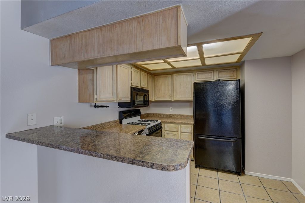 820 North Sloan Lane 203, Las Vegas, NV 89110 — photo 5