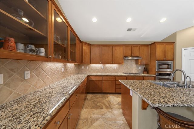 31686 Leather Wood, Winchester, CA 92596