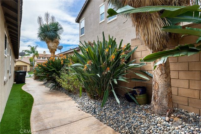 31686 Leather Wood, Winchester, CA 92596
