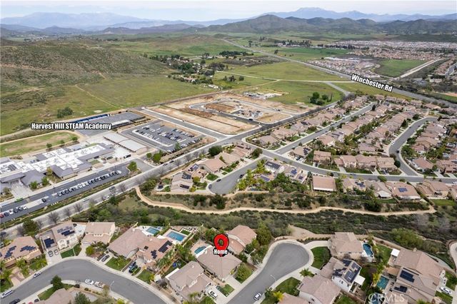 31686 Leather Wood, Winchester, CA 92596
