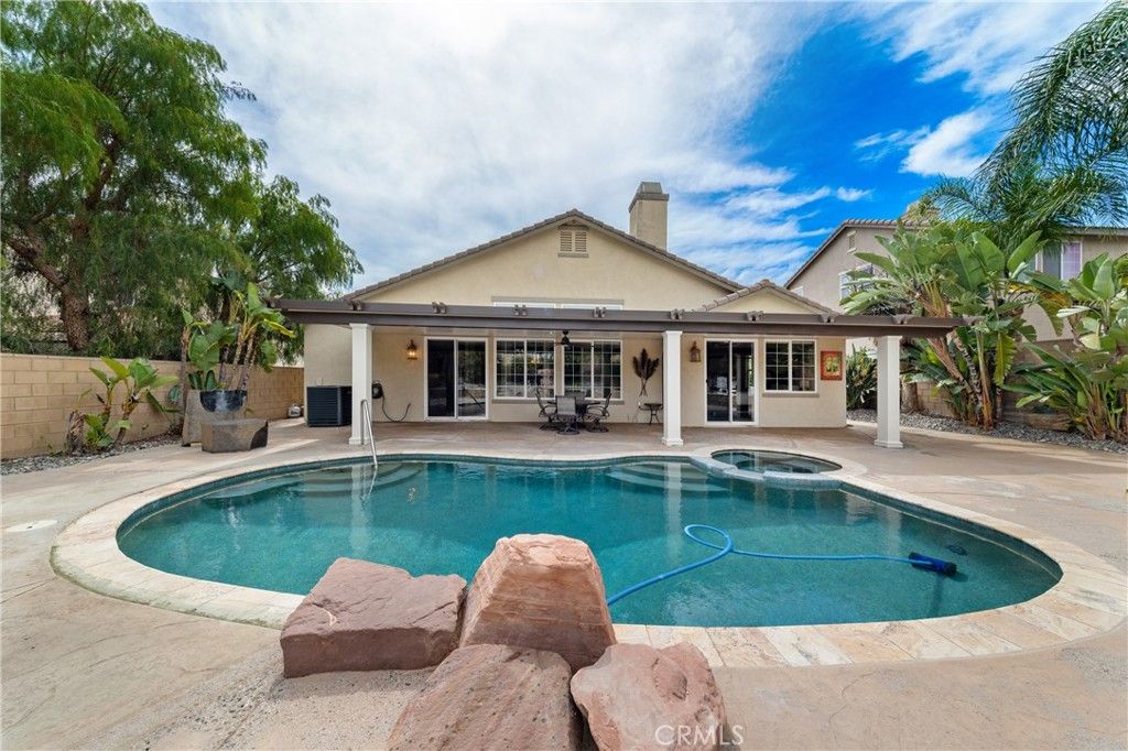31686 Leather Wood, Winchester, CA 92596