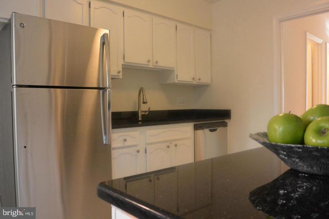 6750 TOWNE LANE RD, Mclean, VA 22101