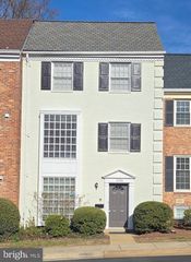 6750 TOWNE LANE RD, Mclean, VA 22101
