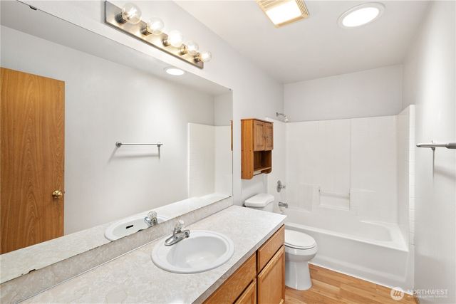 15015 105th Avenue SE, Yelm, WA 98597