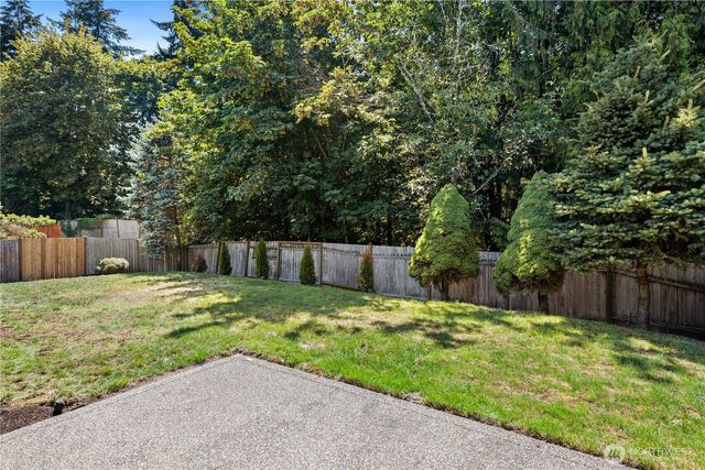15015 105th Avenue SE, Yelm, WA 98597