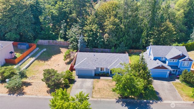 15015 105th Avenue SE, Yelm, WA 98597