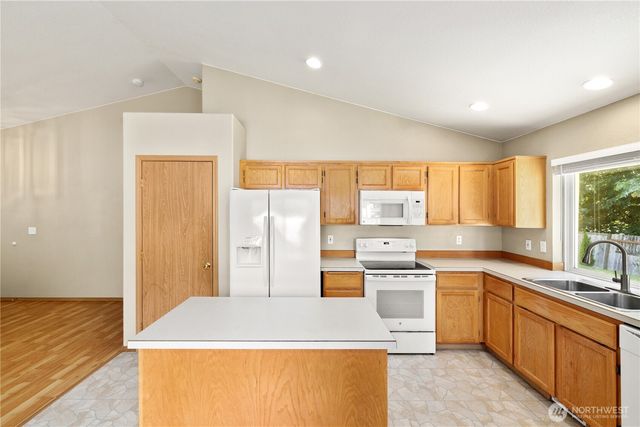 15015 105th Avenue SE, Yelm, WA 98597