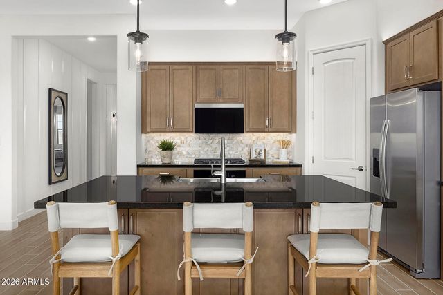17223 W SAGUARO VISTA Drive, Surprise, AZ 85387