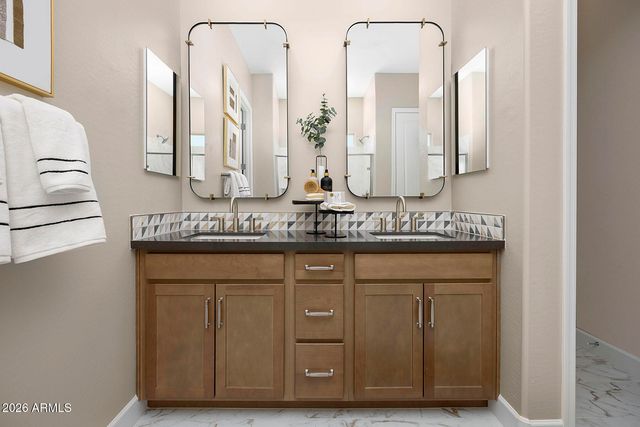 17223 W SAGUARO VISTA Drive, Surprise, AZ 85387