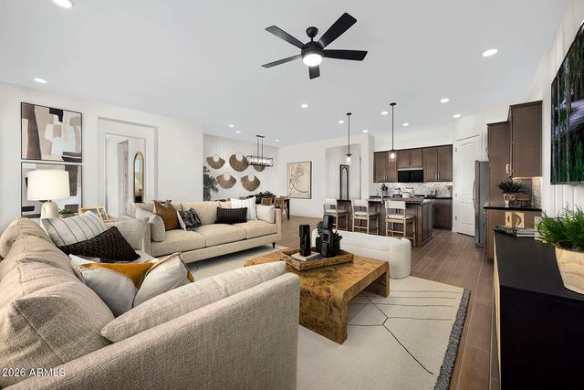 17223 W SAGUARO VISTA Drive, Surprise, AZ 85387