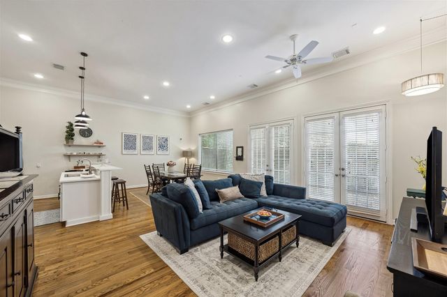 1514 Campbell Road B, Houston, TX 77055