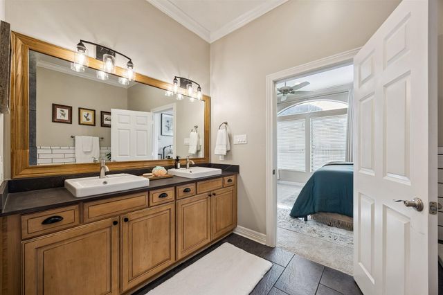1514 Campbell Road B, Houston, TX 77055