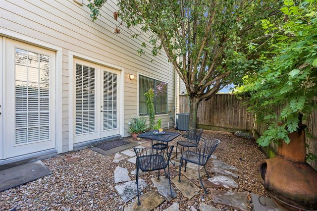 1514 Campbell Road B, Houston, TX 77055