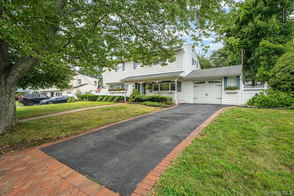 69 Pilcher Street, Babylon, NY 11702 — photo 2