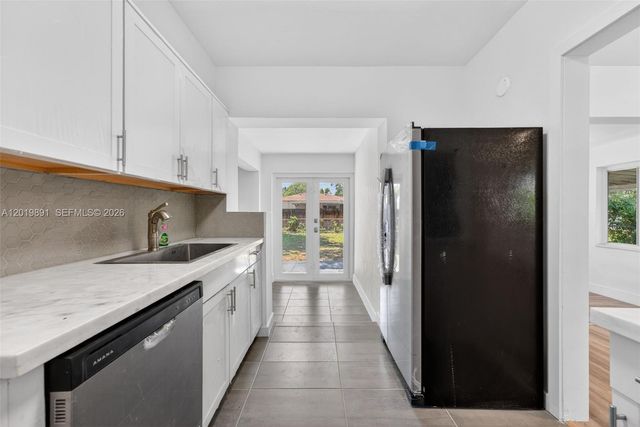 280 NW 101st St, Miami, FL 33150