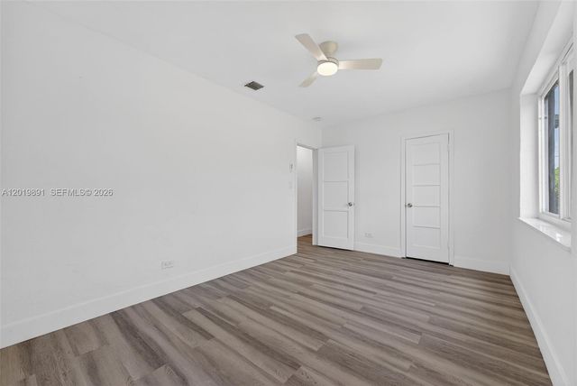 280 NW 101st St, Miami, FL 33150