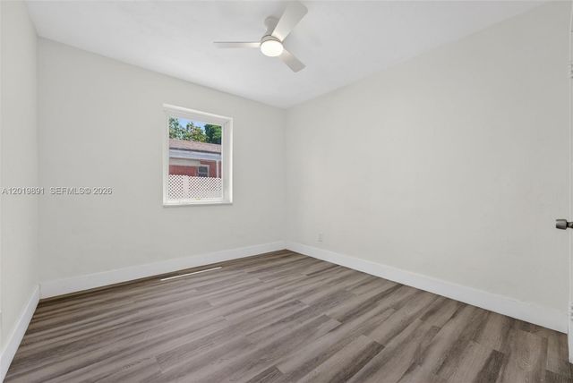 280 NW 101st St, Miami, FL 33150