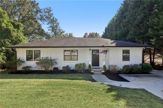 984 Valley SE Drive, Smyrna, GA 30080