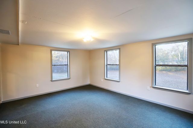 12192 Mccandliss Drive, Gulfport, MS 39503