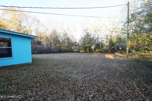 12192 Mccandliss Drive, Gulfport, MS 39503