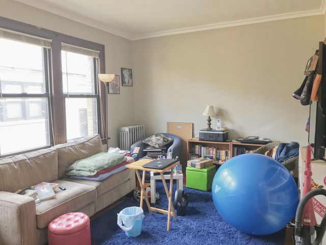 6817 W 21st Street 703, Berwyn, IL 60402