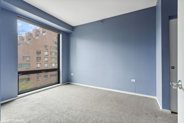1 E 8th Street 405, Chicago, IL 60605