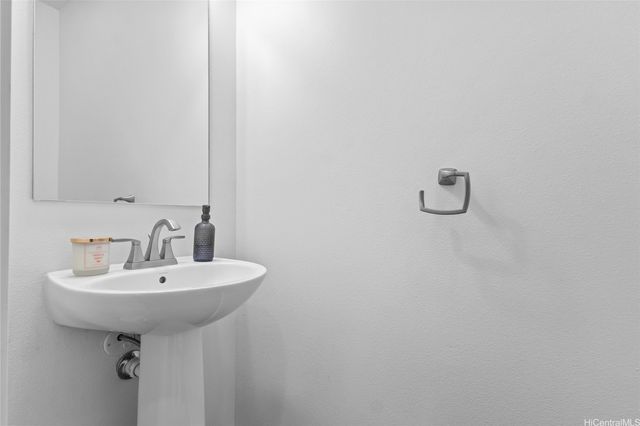 91-1520 Laupae Street, Ewa Beach, HI 96706